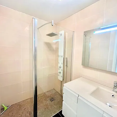 Branly 2, By Welcome To Cannes