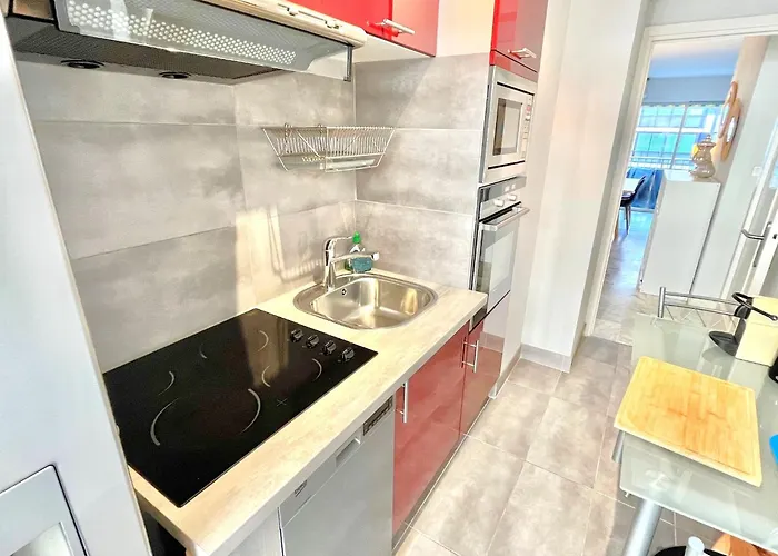 Branly 2, By Welcome To Cannes