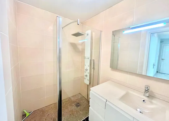 Branly 2, By Welcome To Cannes